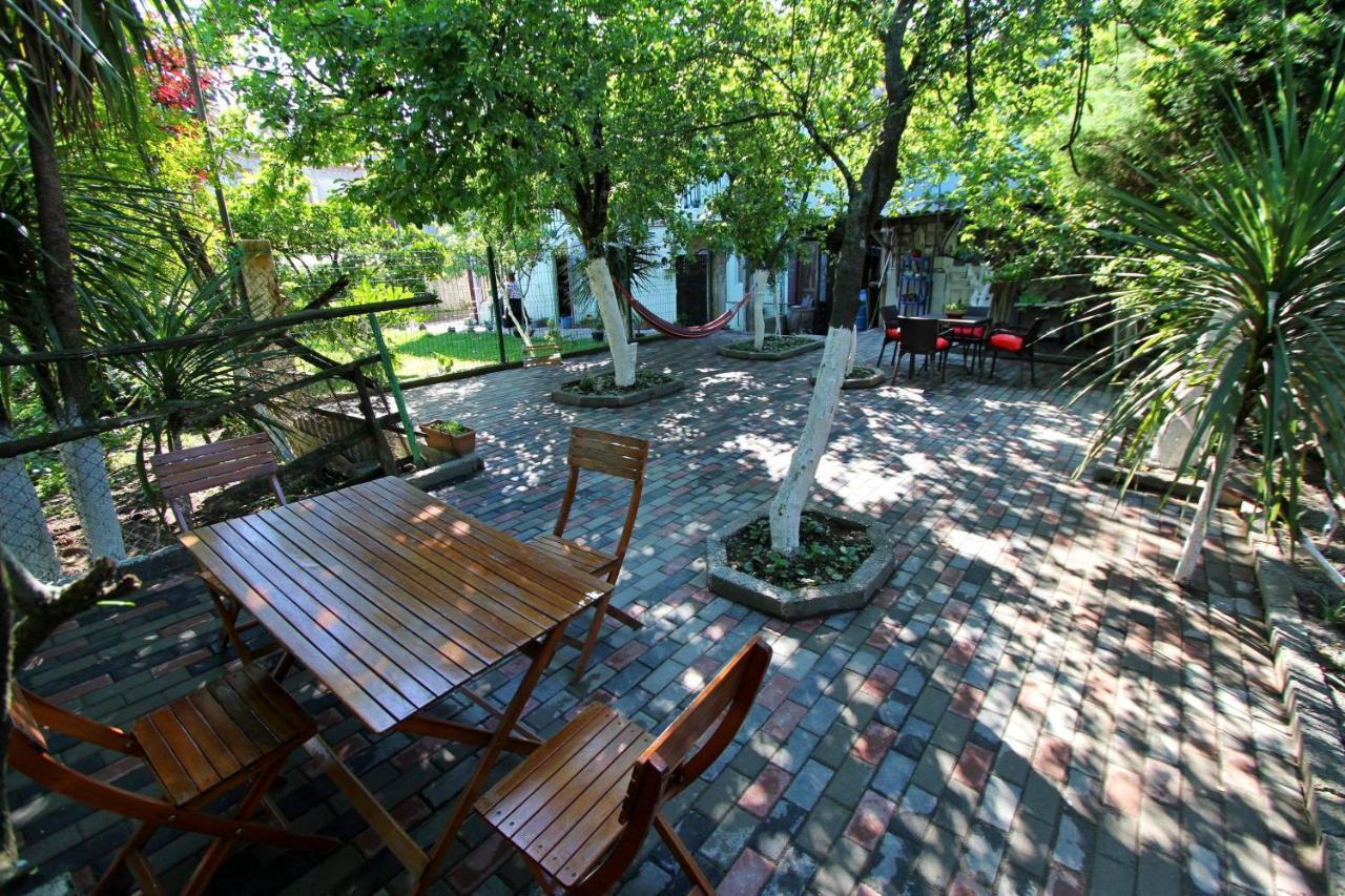 ApartHotel My Home Batoemi Buitenkant foto