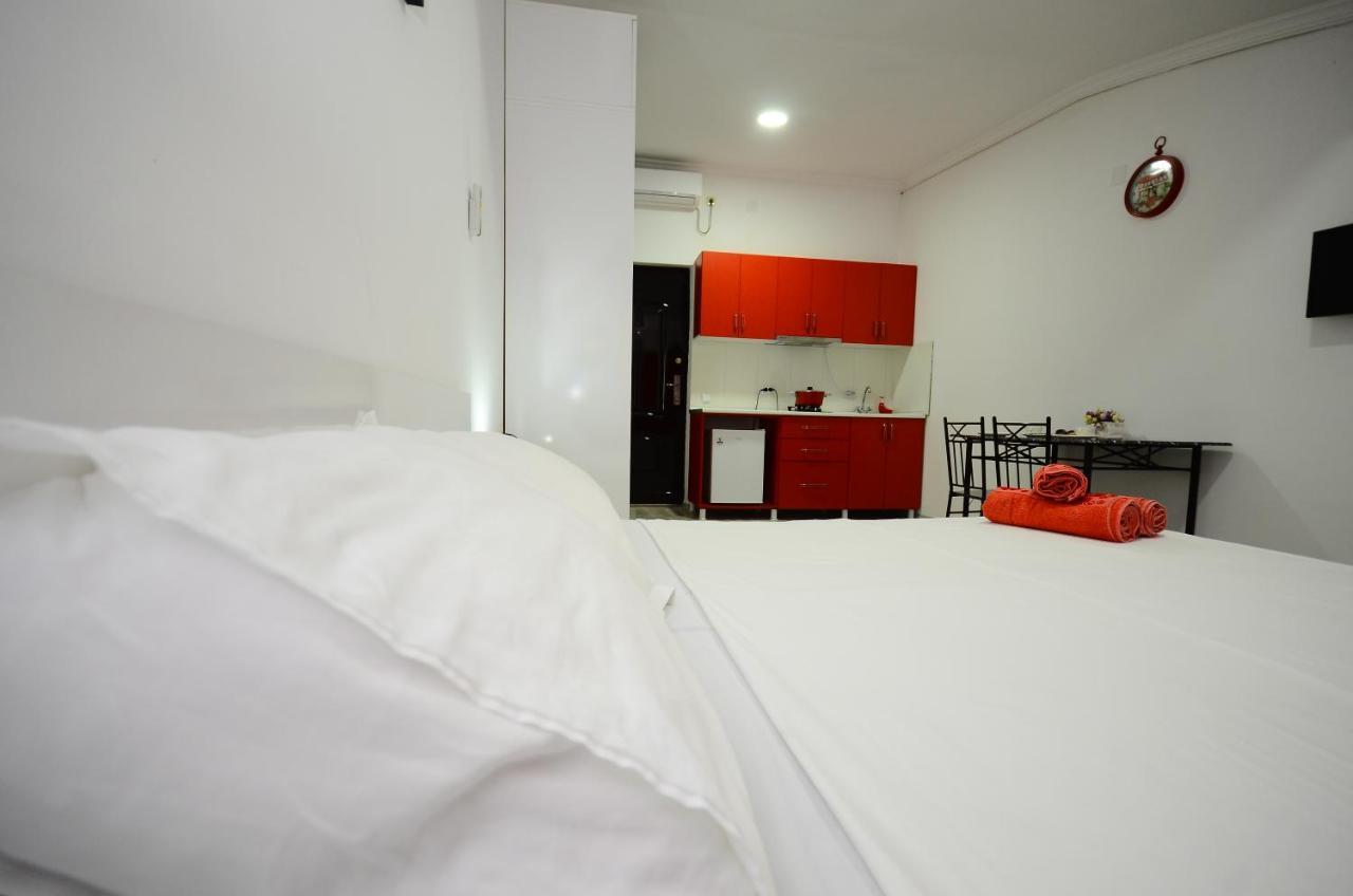 ApartHotel My Home Batoemi Buitenkant foto