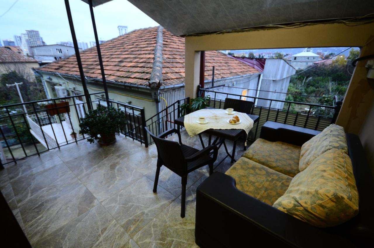 ApartHotel My Home Batoemi Buitenkant foto